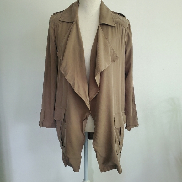 Trouve Lightweight Olive Drape Front Jacket - Picture 3 of 9